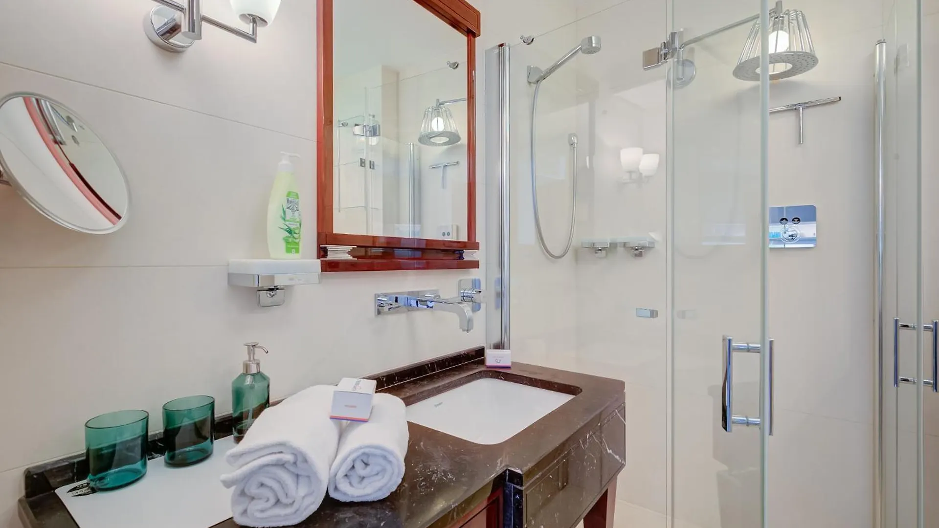 Studio La Mirandole Sea View - Happy Rentals Vallauris Apartment