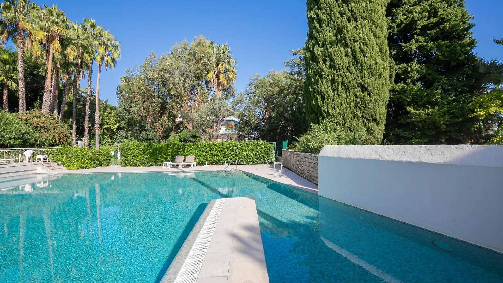 Studio La Mirandole Sea View - Happy Rentals Vallauris Apartment